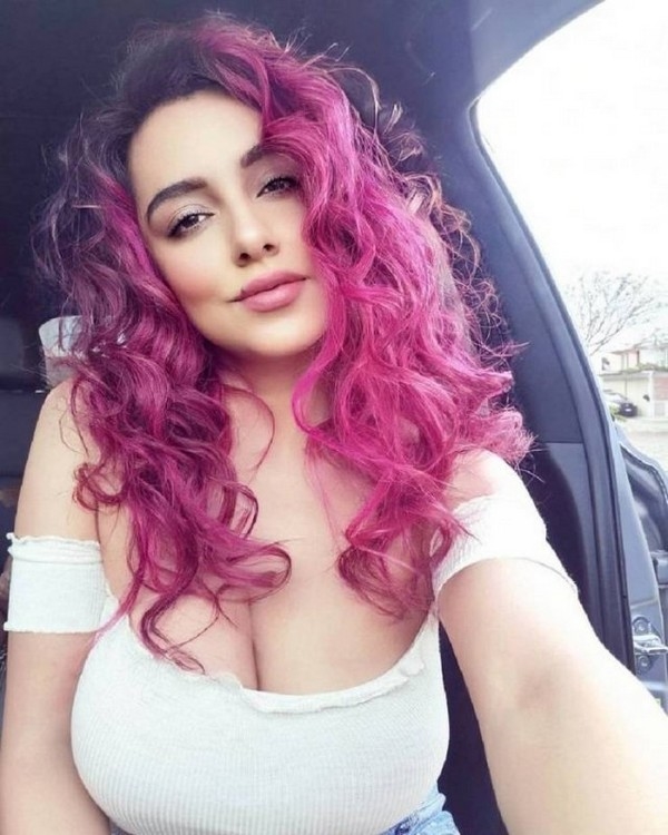 תבל בחורה הכי מתוקה
